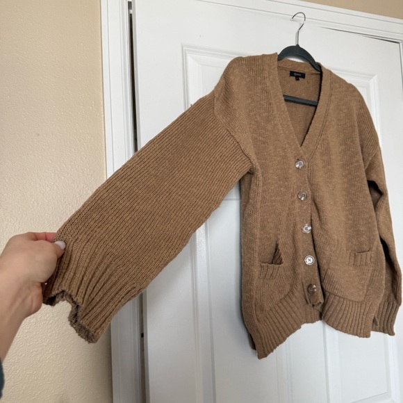 Quince Cotton-Linen Relaxed Cardigan Sweater in Camel Size Medium - Picture 5 of 13